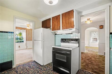 969 Bon Air Drive Sharon PA 16146