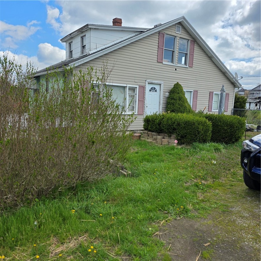 212 Fayette Avenue Luzerne Township PA 15444