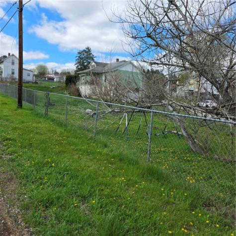 212 Fayette Avenue Luzerne Township PA 15444