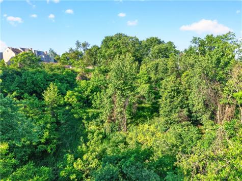 5334 Wickliff Street Lawrenceville PA 15201