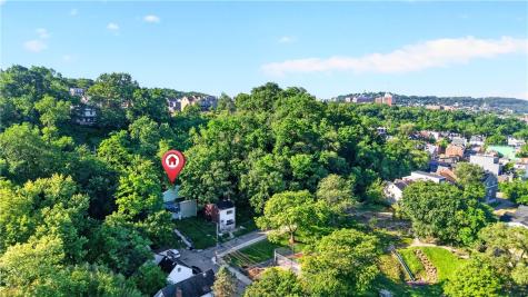 5334 Wickliff Street Lawrenceville PA 15201