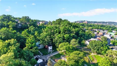 5334 Wickliff Street Lawrenceville PA 15201