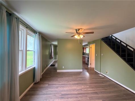 33 Hubbard Road Smith PA 15021