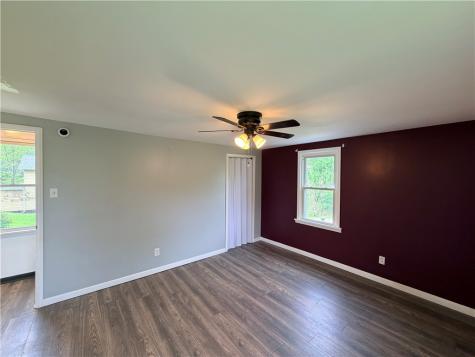33 Hubbard Road Smith PA 15021