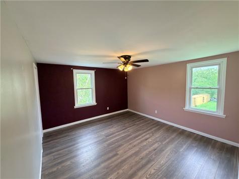 33 Hubbard Road Smith PA 15021