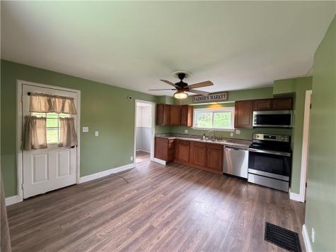 33 Hubbard Road Smith PA 15021