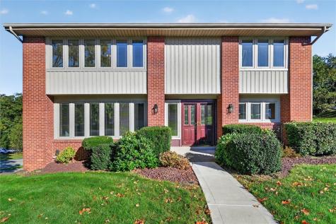 21 Scenic Drive Kennedy Township PA 15108