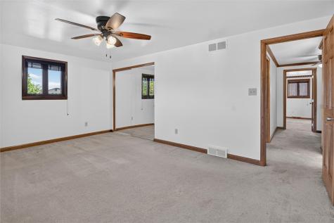 21 Scenic Drive Kennedy Township PA 15108