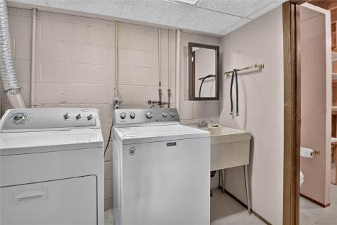 21 Scenic Drive Kennedy Township PA 15108