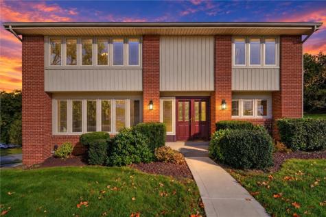 21 Scenic Drive Kennedy Township PA 15108