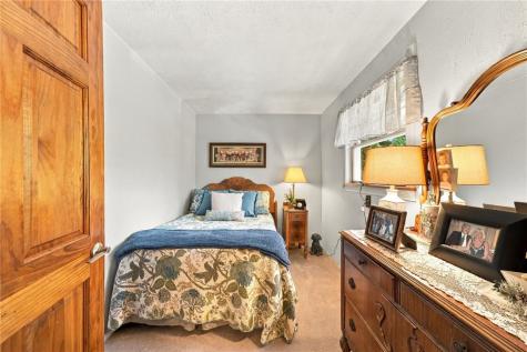 42 Old Camp Lane Buffalo Township PA 15323