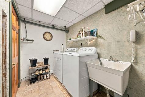 42 Old Camp Lane Buffalo Township PA 15323