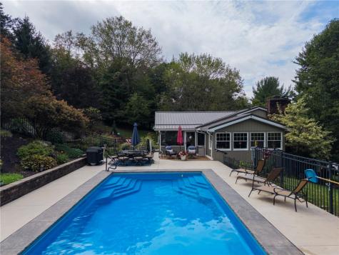 42 Old Camp Lane Buffalo Township PA 15323