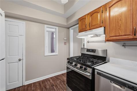 2329 Hazelton Street Perry Hilltop PA 15214
