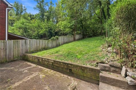 2329 Hazelton Street Perry Hilltop PA 15214