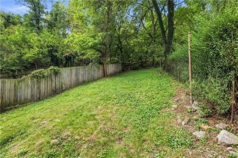 2329 Hazelton Street Perry Hilltop PA 15214