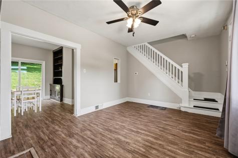 2329 Hazelton Street Perry Hilltop PA 15214