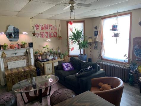 498 E High Street Kittanning Boro PA 16201