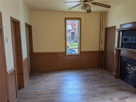 498 E High Street Kittanning Boro PA 16201