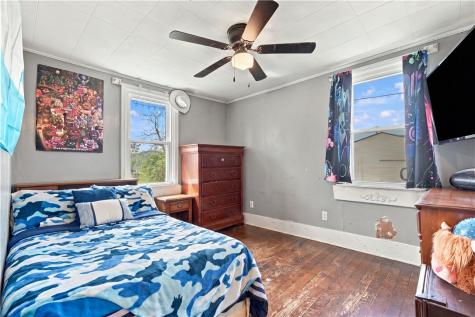 624 Spang Avenue Leechburg Boro PA 15656