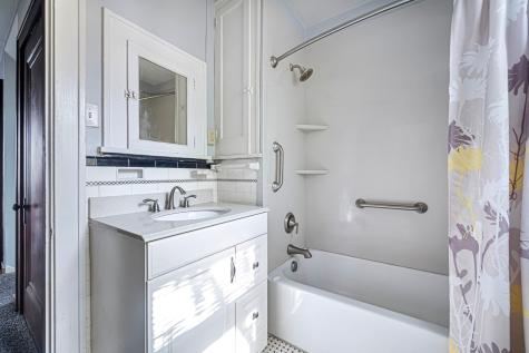 806 Gallion Avenue Brookline PA 15226