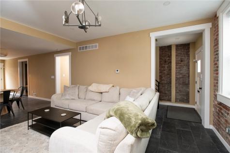 835 Concord Street East Allegheny PA 15212