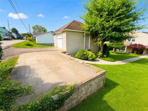 510 Walnut Street Vanderbilt PA 15486