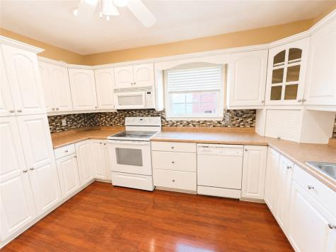 510 Walnut Street Vanderbilt PA 15486