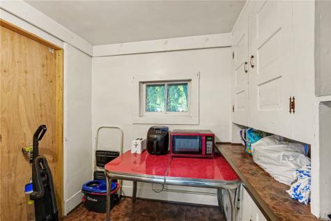 592 Hull Street Sharon PA 16146