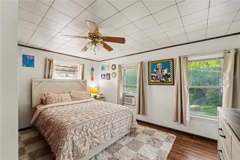 592 Hull Street Sharon PA 16146