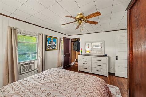 592 Hull Street Sharon PA 16146