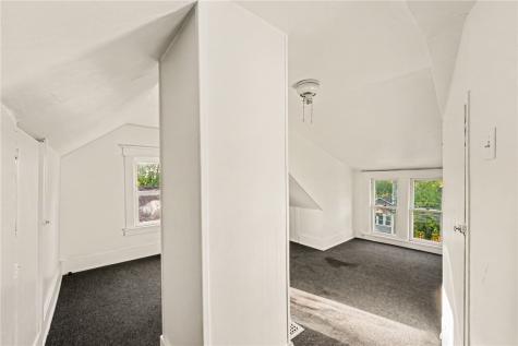592 Hull Street Sharon PA 16146