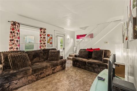 592 Hull Street Sharon PA 16146