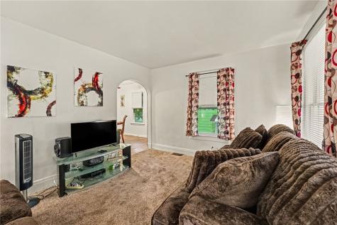 592 Hull Street Sharon PA 16146