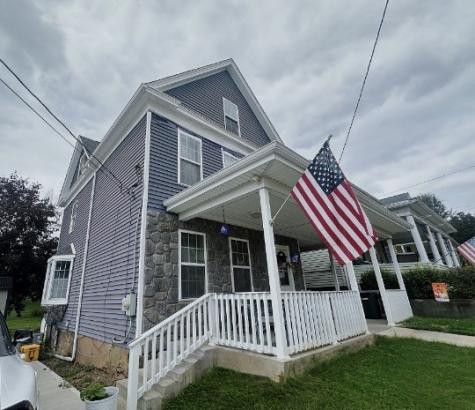 209 Wayne Street Claysville PA 15323