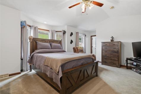 39 Valleyview Road North Bethlehem PA 15360