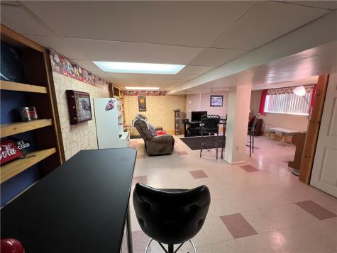 108 N. 1st Street Masontown PA 15461
