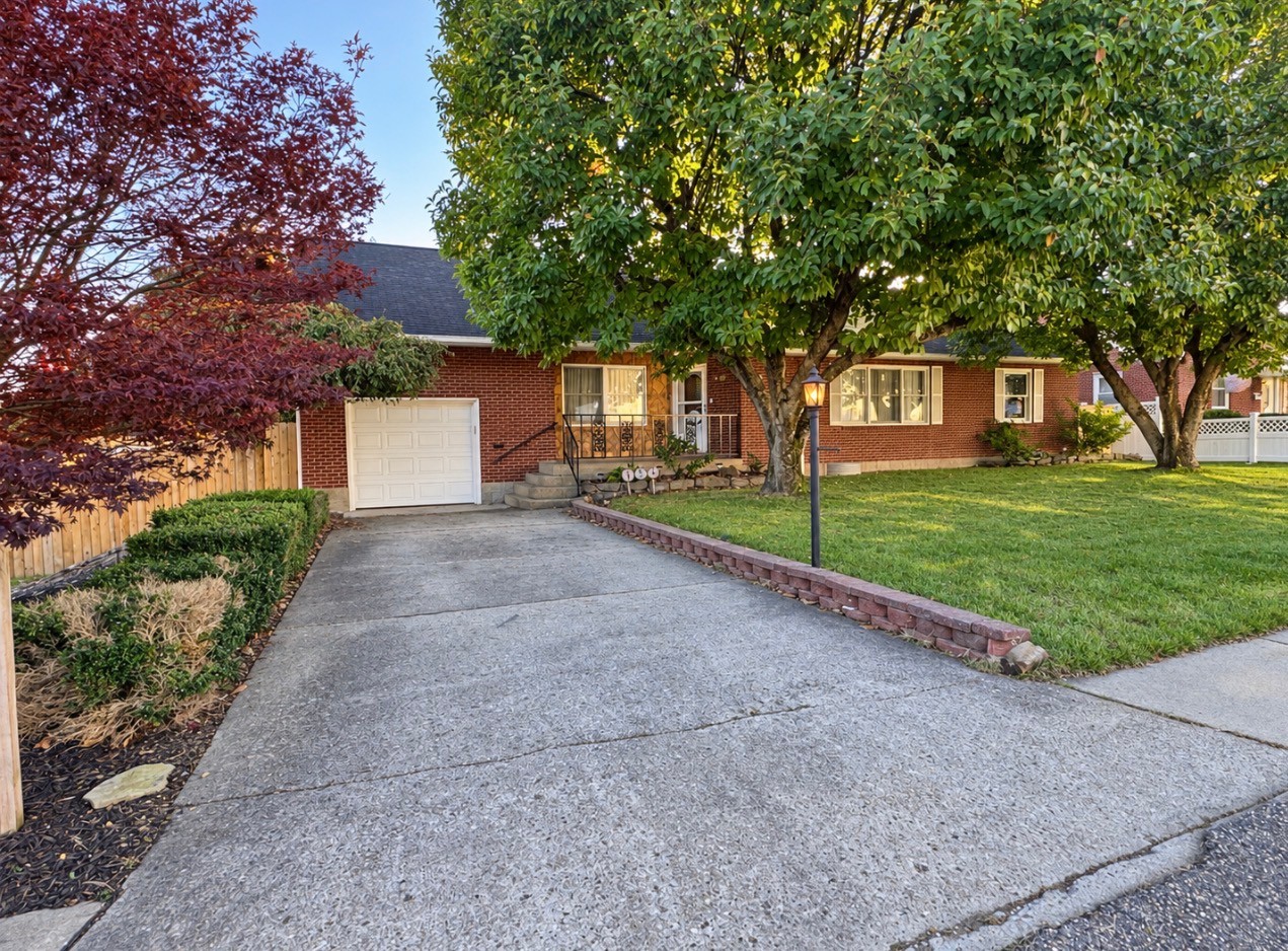 154 Logan Avenue Leechburg Boro PA 15656