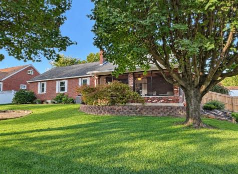 154 Logan Avenue Leechburg Boro PA 15656
