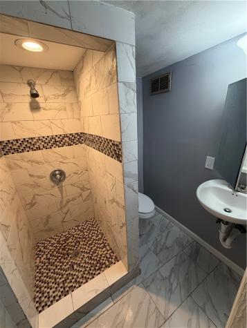 640 W 7th Avenue West Homestead PA 15120