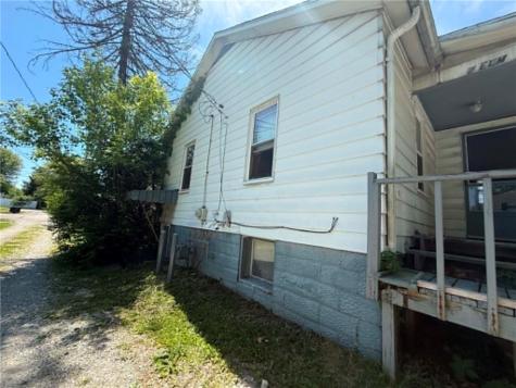 2 Elm Street Masontown PA 15461