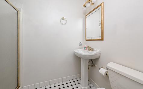352 Huntington Avenue Emsworth PA 15202