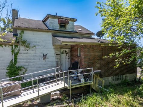 243 Washington Ave Rear Whitaker PA 15120