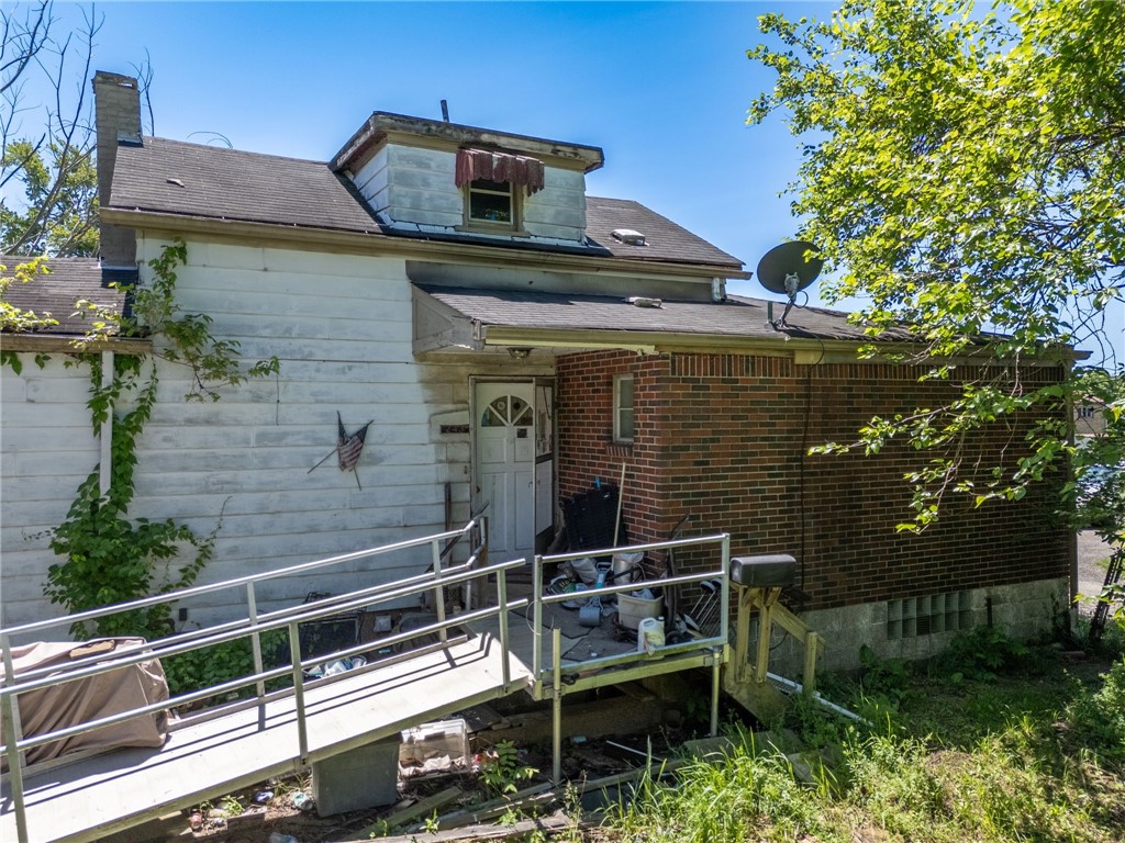 243 Washington Ave Rear Whitaker PA 15120