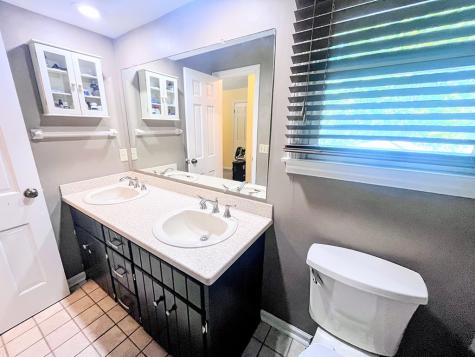 56 Gary Lane Shelocta PA 15701