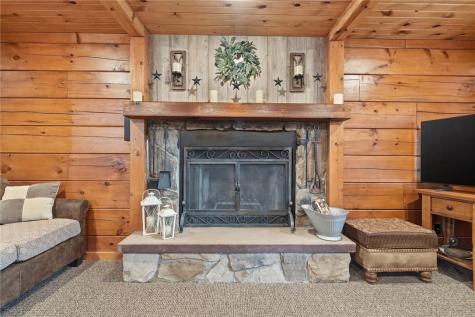 369 Hoover Works Road Mcclellandtown PA 15458