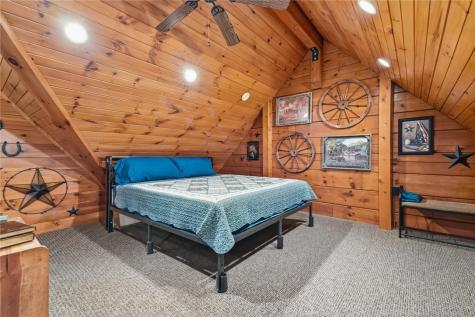 369 Hoover Works Road Mcclellandtown PA 15458