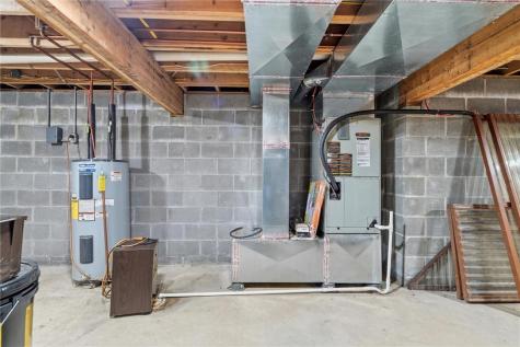 369 Hoover Works Road Mcclellandtown PA 15458