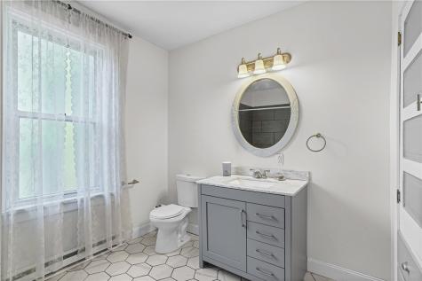 2204 Hazeldell Street Carrick PA 15210