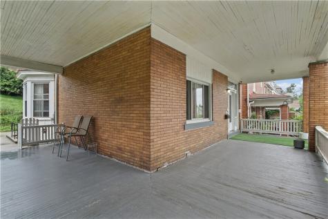 2204 Hazeldell Street Carrick PA 15210